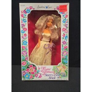 CREATA Flower Princess Starry Eyed Bride Lisette Doll 2930 Vintage 1983 Open Box